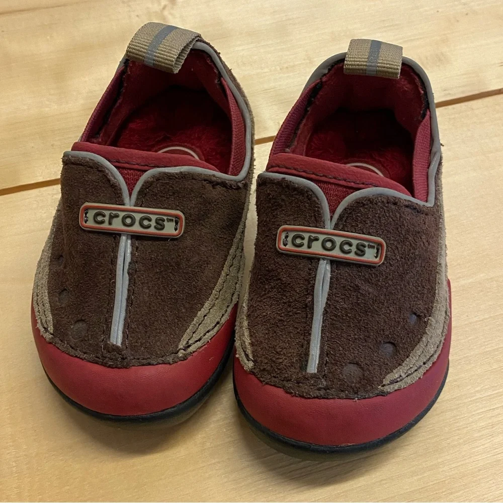 Crocs Kids Brown Red Suede Slip On Shoes Toddler Size 4‎